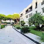 Ashanti Wellness&spa 아파트호텔 비비오네