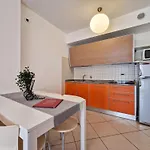 Ξενοδοχείο με διαμερίσματα Ashanti Wellness&spa 3*