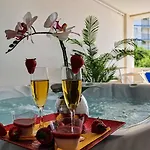 Ashanti Wellness&spa Μπιμπιόνε