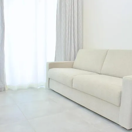 Ashanti Wellness&spa شقة فندقية بيبيوني