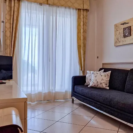 Ashanti Wellness&spa Ξενοδοχείο με διαμερίσματα 3*