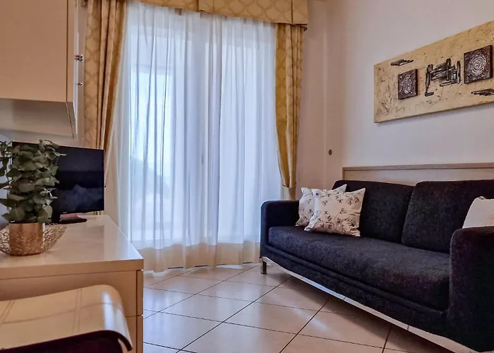 Ashanti Wellness&spa Ξενοδοχείο με διαμερίσματα 3*